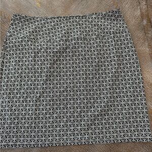 J Jill Wearever Collection Black Floral Smooth Fit Pencil Skirt Sz2X Waist 42”